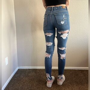 AE Super Distressed Jean